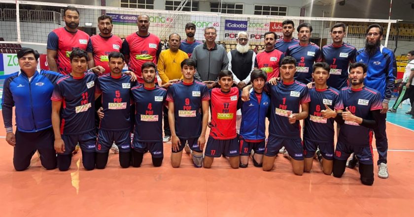 نیشنل سینئر مینز والی بال چیمپین شپ کے سنسنی خیز مقابلوں کا سلسلہ جاری، پی اے ایف، نیوی، اسلام اباد اور پی او ایف ٹیموں نے اپنے اپنے میچز جیت لیے