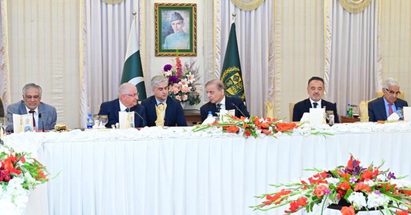 Prime Minister Meets Minister of National Defence of Türkiye