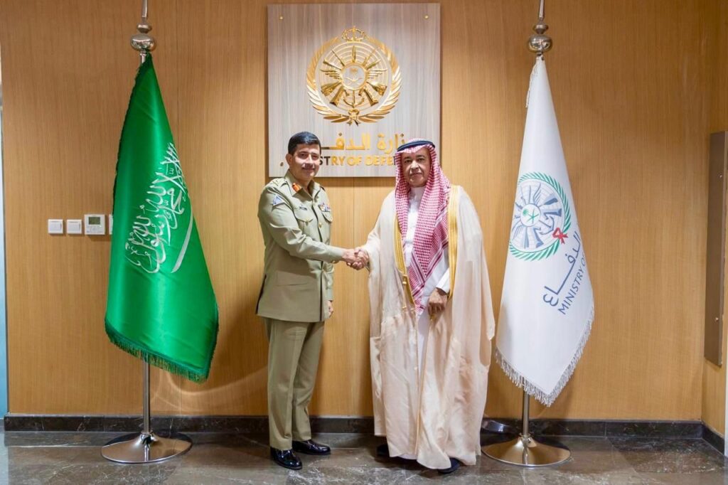 CGS Pakistan Army Lt Gen Syed Aamer Raza Calls on Saudi Chief of General Staff Gen Fayyadh Al-Rowaily in Riyadh: ISPR